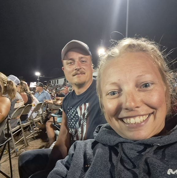 Meet your Posher, Heidi - Picture 1 of 1